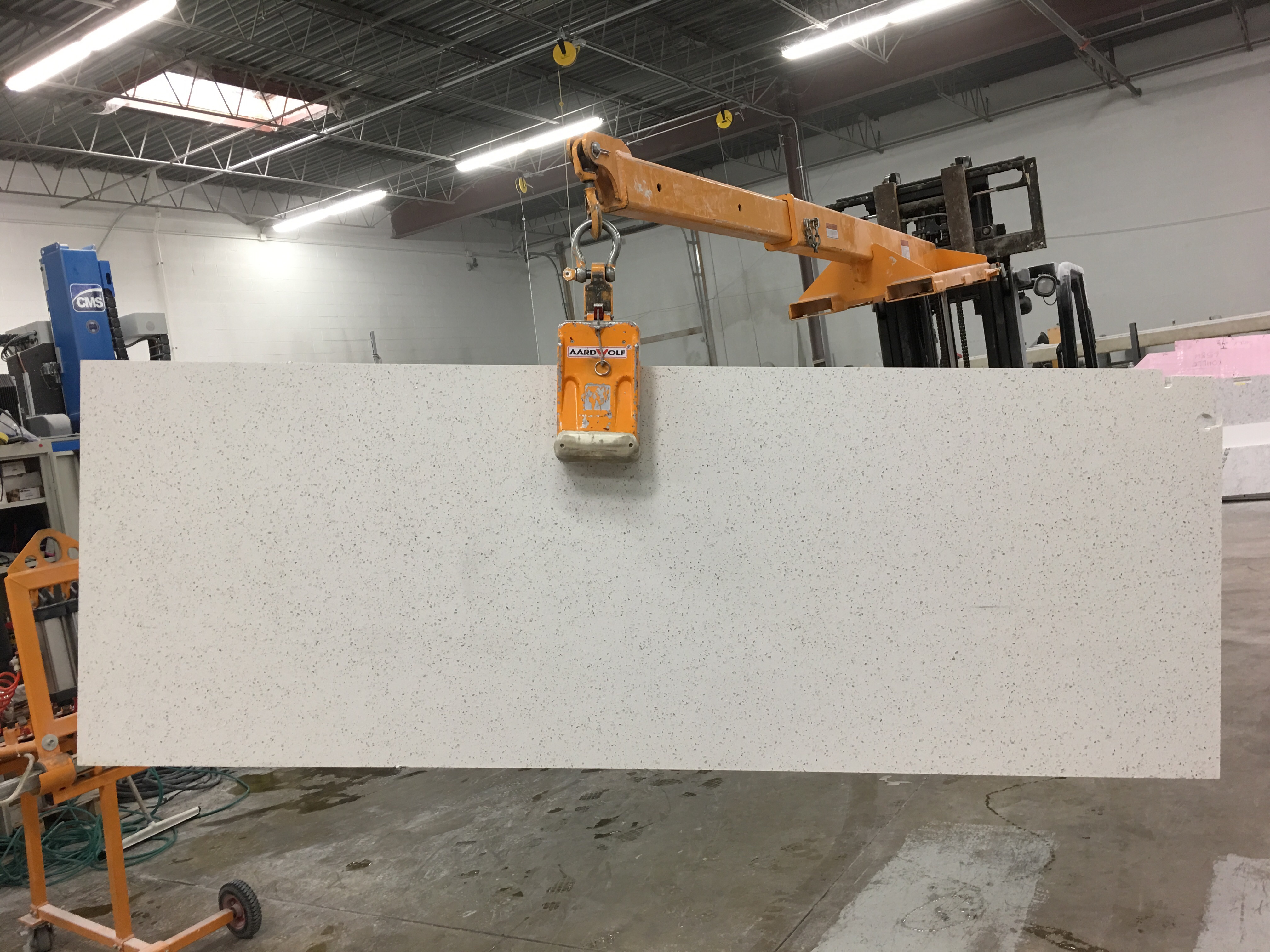 Remnants Iced White Artistic Granite And Quartz Countertops